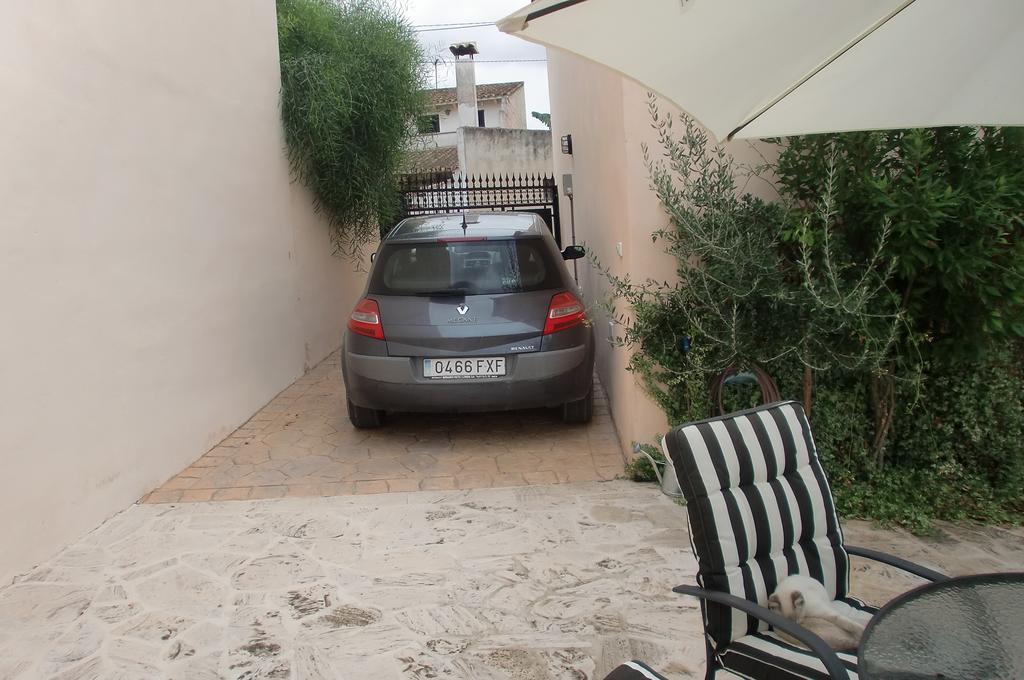 Flowers House Maria De La Salut Exterior foto